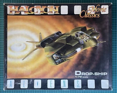 Aliens : Drop Ship : 1/72 Scale Model Kit by Halcyon Movie Classics HAL02 - Image 1 of 4