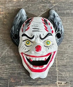 Insane Evil Demon Clown Gusseisen Wandhalterung Bier Flaschenöffner, 4,75” x 3,75” - Bild 1 von 2