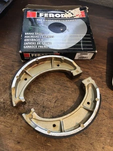 NEW NOS FERODO REAR Brake Shoes for Husqvarna WR AE 430 From 1987/XC 1987 - Foto 1 di 4
