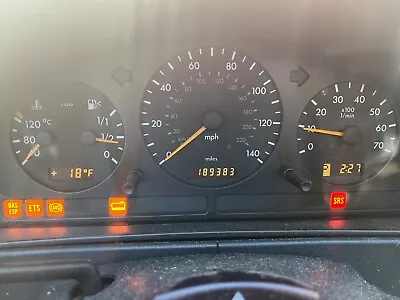 Mercedes ML320 2000 cuadro de instrumentos velocímetro ¡189 k millas probado! Foto 1 de 4
