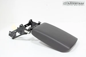 2017-2020 LINCOLN CONTINENTAL FRONT CENTER CONSOLE ARMREST LID LEATHER BLACK OEM - Picture 1 of 7