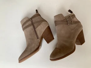 Alex Marie Women Suede Ankle Boots SZ 6M Leather NWOB Side Zipper Tan Camel - Picture 1 of 10