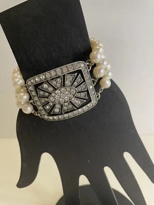 Pulsera Haley Hill Art Deco Perla de Agua Dulce y Estrás Talla 6.5”-8.25” Como Nueva Foto 1 de 4