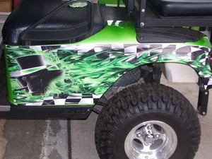 Carro de golf con bandera a cuadros Skull Flame con media envoltura - Imagen 1 de 12