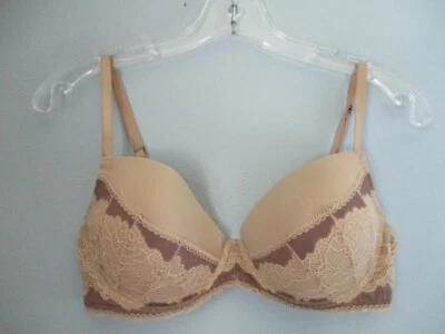 Sujetador para mujer Daisy Fuentes talla 34 C beige floral con aros cobertura completa Foto 1 de 4
