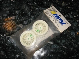 RC RPM Sedan Wheels Super Narrow Avenger Snowflake Plastic White (2) 80701 - Picture 1 of 2
