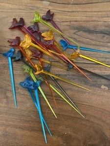 VTG Lot of 24 Plastic Bird Appetizer/Cocktail Picks Drink Barware Multicolor - Picture 1 of 8