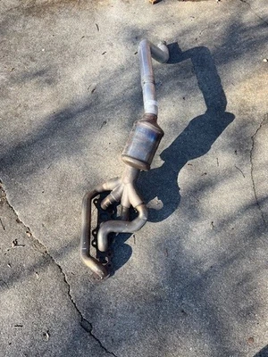 Ford Mustang GT S650 2024-2025 5,0 L colector de escape cabezal tubo descendente conjunto de 4 k OEM Foto 1 de 4