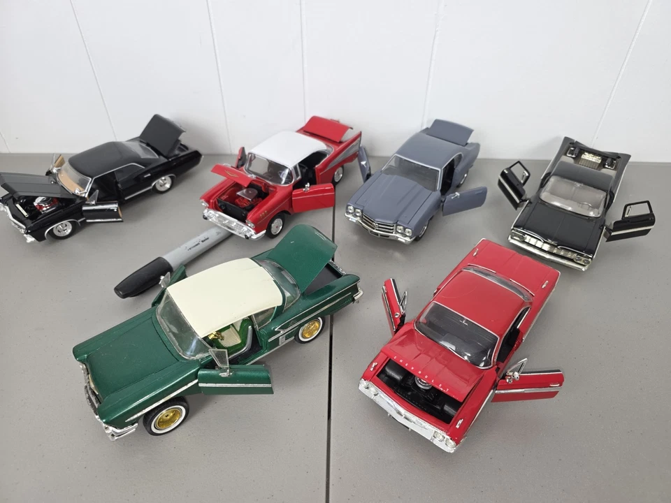 Lot of 6 cars total,  4 are made by Jada. All are Chevy's excellent condition. - Image 1 of 4