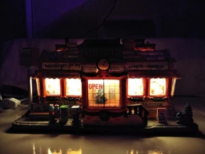 Lemax Carole Towne Collection Nichols Diner 05116 Weihnachtsdorf 2010 - Bild 1 von 15