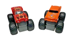 MONSTER JAM TEAM BURGER KING MONSTER TRUCKS AVENGER & MAXIMUM DESTRUCTION - Picture 1 of 10