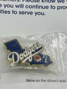 LA DODGERS PIN UNOCAL 76 PROMO * 2019 * Los Angeles Dodgers sealed with card - Bild 1 von 3