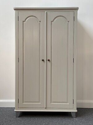 Hudson Double 2 Door Grey Painted Solid Wood Wardrobe Compact Space Saving • 390.71£