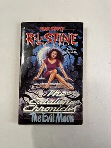 The Evil Moon R.L Stine Fear Street Paperback 1st Printing 1995 Archway - Picture 1 of 9