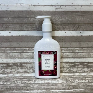 Nueva crema de manos de manteca de karité Bath & Body Works BLACK CHERRY MERLOT 8 OZ. Con bomba - Imagen 1 de 4