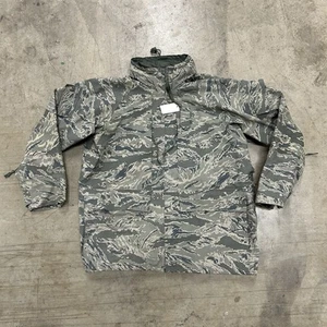 U.S. Army Parka Jacket w/ Hood All Purpose Environmental Camo M Long Goretex - Picture 1 of 9
