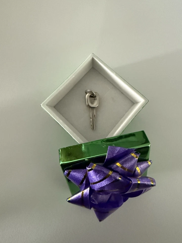 Berloque de pulseira JAMES AVERY -3-D CAR KEY ... Prata esterlina 925 - Aposentado - Imagem 1 de 1