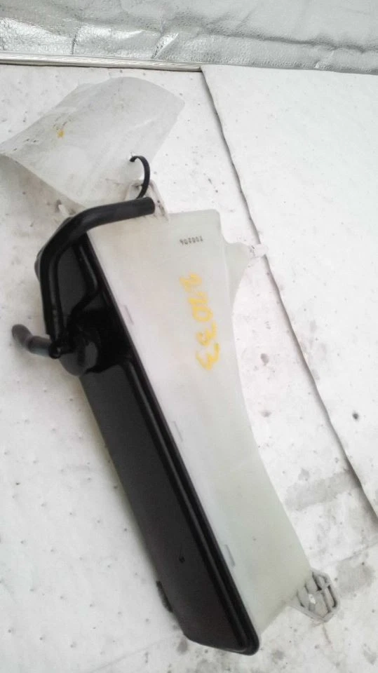 Depósito de refrigerante compatible con 16-23 MAZDA MX-5 MIATA 593771 Foto 1 de 4