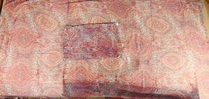 Bufanda roja y azul Trippy Pattern Head Neck 6 ft x 46 pulgadas Nuevo en el paquete - Imagen 1 de 6