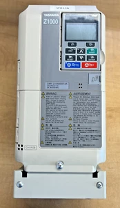 YASKAWA Z1000 CIMR-ZU5A0006FAA INVERTER + JV0P-183 KEYPAD *USED GUARANTEED* - Picture 1 of 7