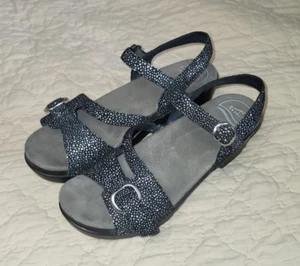 Sandalias de cuña Dansko Sonnet para mujer 39 negras brillantes con correas al tobillo tacón bloque - Imagen 1 de 7