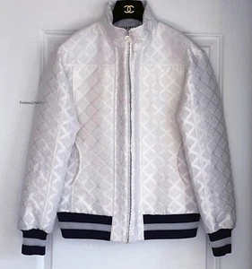 $3150 CHANEL 18P WHITE NAVY BLUE QUILTED ZIP CC LOGO BOMBER JACKET 34 XS - Picture 1 of 13