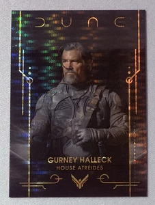 2024 Topps Chrome Dune Gurney Halleck #32 Arrakis Beige Pulsar Refractor - Bild 1 von 2
