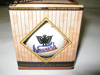 Adorno de porcelana coleccionable Newark del equipo de béisbol de la Liga Negra - Nuevo en caja Foto 1 de 4