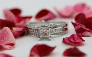 EGL Certified 14K Princess Cut 1 1/2 CTW Diamond Pave Wedding Engagement Ring - Picture 1 of 9