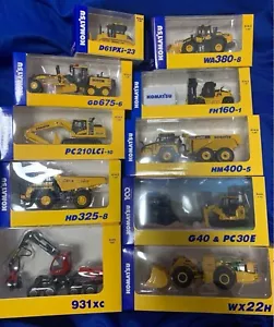 Komatsu Official Diecast Model Miniature Mini Car Set Non Vendo Completo NUOVO - Foto 1 di 2