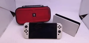Nintendo Switch OLED Model White 64GB - Picture 1 of 4