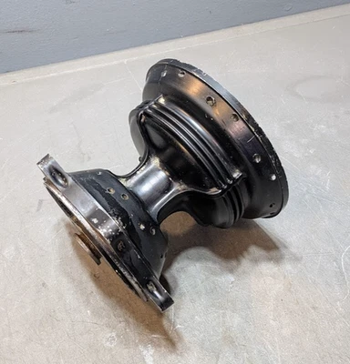 Buje de rueda trasera Honda XR200R 1984-2002 Foto 1 de 4