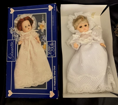 Vogue Dolls 1984 Ginny's Little Sister Ginnette 棕色头发 8.5 英寸婴儿娃娃带盒 — 第 1/4 张图片