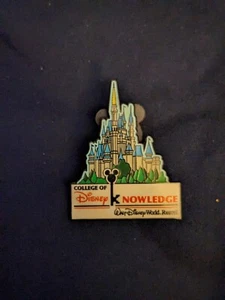 Walt Disney World College Of Knowledge Resort Disney Pin - Picture 1 of 2