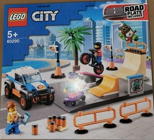 BOITE SET NEUF LEGO CITY 60290 LE SKATE PARK ET SAUT EN MOTO ROAD PLATE - Imagen 1 de 1