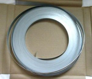 Umreifungsbandspule 5/8 Zoll x 200 Fuß Versand Bindung Festbinden Metall Stahl - Bild 1 von 7
