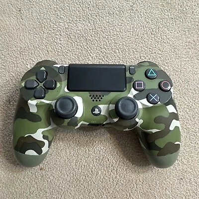 Sony Playstation 4 DualShock Wireless Controller EUC Green Camouflage CUH-ZCT2U  - Image 1 of 4