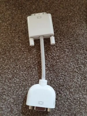 ORIGINAL APPLE DVI TO VGA CONNECTOR ADAPTER CONVERTER CABLE MACBOOK PRO - Image 1 of 3