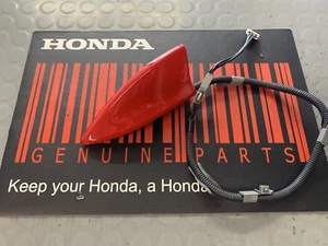 HONDA Civic 5dr Mk10 Roof Aerial for DAB radio, 2017-2021, *GENUINE HONDA PART* - Picture 1 of 3