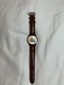 Reloj Disney Winnie The Pooh & Eeyore Abejas en Movimiento Mariposas MC0064 Batería Nueva - Imagen 1 de 13