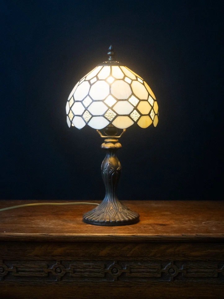 Vintage Tiffany Style Table Lamp – Stained Glass Shade – Art Nouveau Base - Image 1 of 4