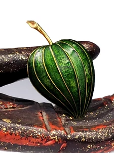 Boucher Gold Enameled Leaf Pin - Picture 1 of 18