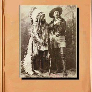Zwischen Buffalo Bill und Sitting Bull 20 x 24 Leinwand Wickeldruck Wild West Show - Bild 1 von 4