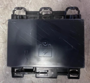 2008-2012 Malibu, Body and Tail Lamp Wiring Harness Junction Block #4071 - Picture 1 of 2