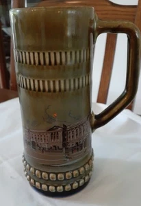 WADE IRISH PORCELAIN MUG W/BUCKINGHAM PALACE - Picture 1 of 5
