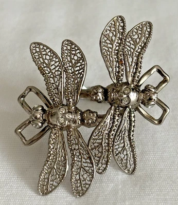 Anillo Calavera Libélula Gemela Alexander McQueen, Tono Plateado Talla 6-6.26 Foto 1 de 4
