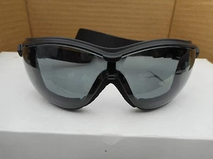 PYRAMEX SAFETY GLASSES V2G GB1820ST SMOKE LENS BLACK STRAP (12 pair per box) - Picture 1 of 3