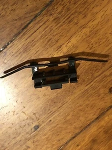 HOLDEN GENUINE COMMODORE VE VF DRIP RAIL ROOF MOULDING CLIP X 2 - Picture 1 of 2