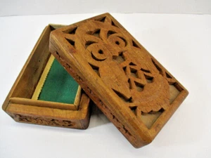 Portagioie vintage gufo legno floreale intagliato a mano legno foderato India 4" x 6,5" - Foto 1 di 17