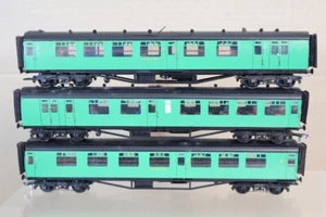 SOUTHERN PRIDE MODELS KIT BUILT RAKE of 3 BR SOUTHERN BULLEID COACH oj - Picture 1 of 14